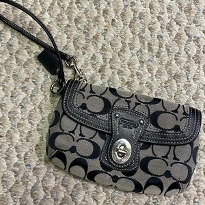 Coach Signature Logo Wrislet